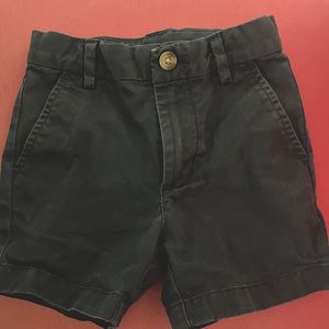 Navy boys vineyard vines -3T shorts